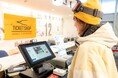 「顔認証」でスムーズなリフト券の引換えが可能に ハンターマウンテン塩原にシーズンリフト券無人引換機が登場