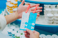 【祝・1周年】あなたにぴったりの塩をつくる東京ソラマチの塩専門店「ぐるぐるしゃかしゃか」が、1周年を記念して『塩屋のしおり』をプレゼント!