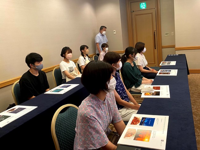 東海大学の学生9名がデザインコンペティションに参加
