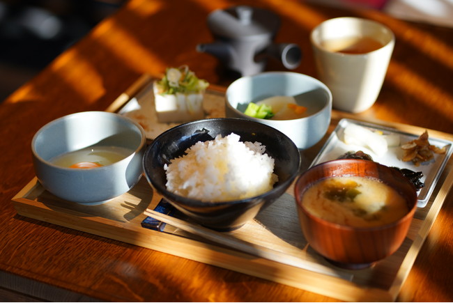 京都の食材を使用したKeFUの朝ごはん定食