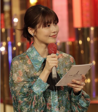 司会をされた優秀助演女優賞の有村架純さん (C)日本アカデミー賞協会 司会をされた優秀助演女優賞の有村架純さん (C)日本アカデミー賞協会