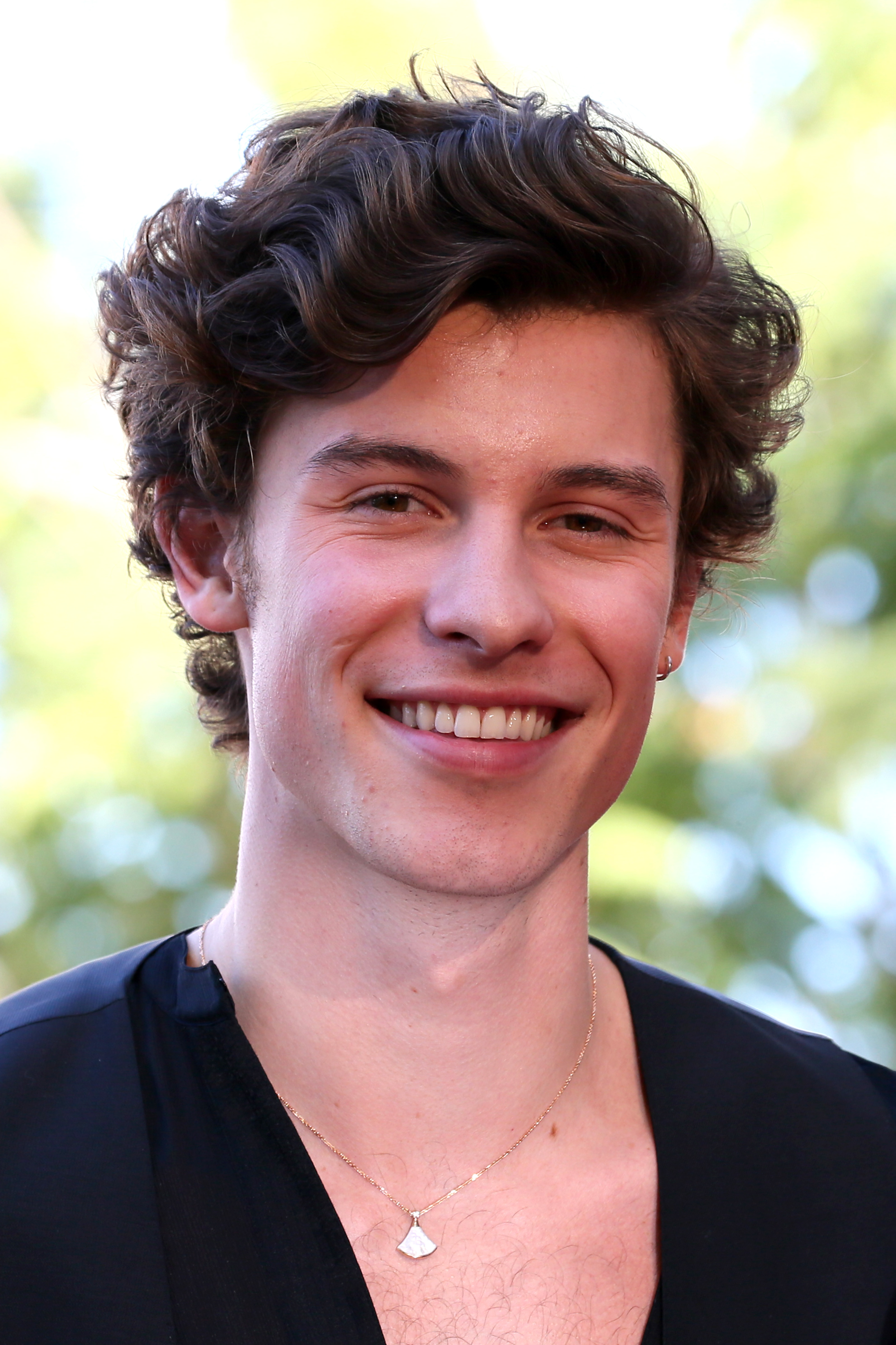 ブルガリを纏ったショーン メンデスがハリウッド ウォーク オブ フェームに登場 ブルガリ ジャパン株式会社のプレスリリース ブルガリを纏ったショーン メンデスがハリウッド ウォーク オブ フェームに登場 ブルガリ ジャパン株式会社のプレスリリース