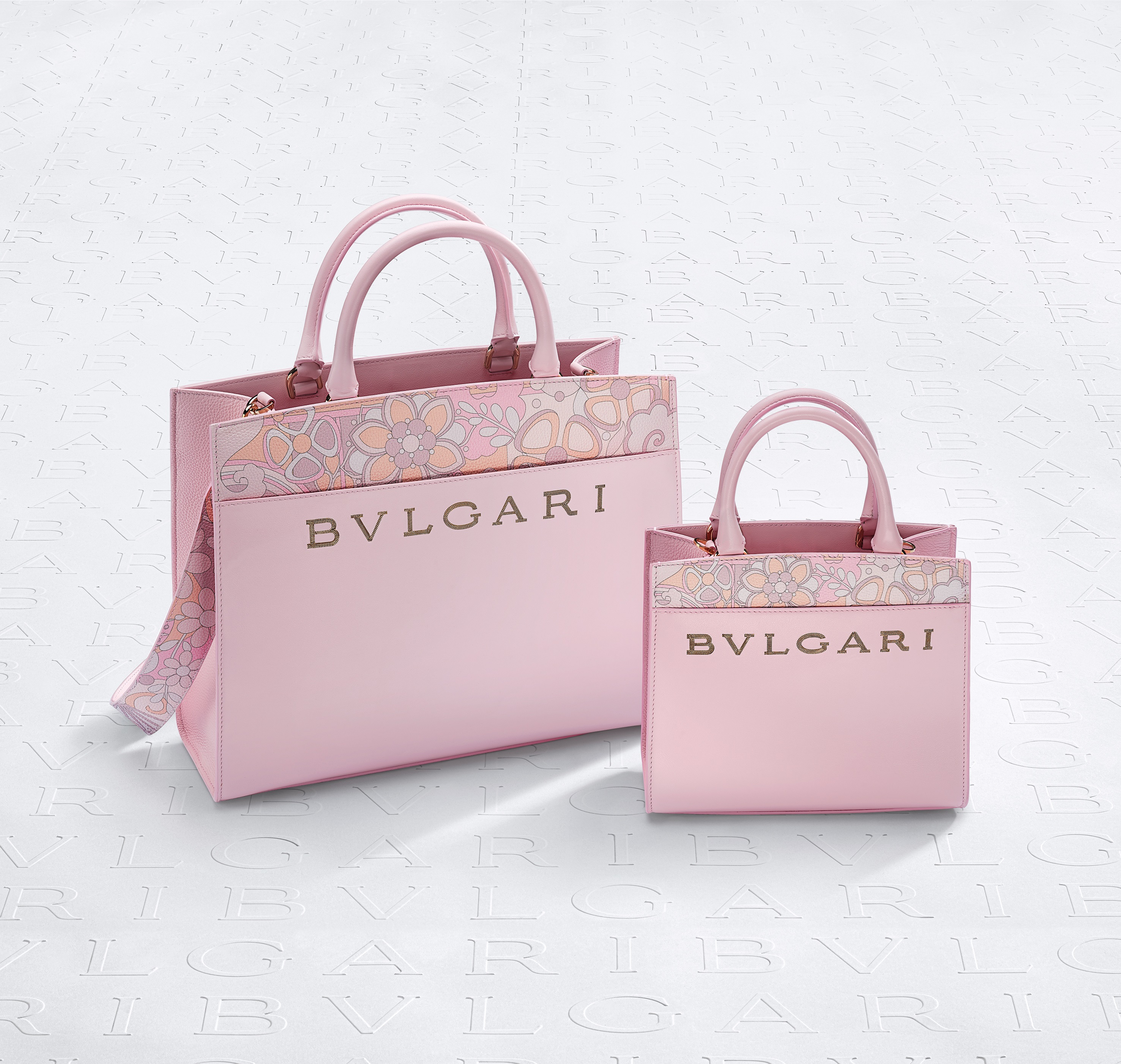 新品未使用】BVLGARI トートバッグ&ショルダー ブルガリ ロゴ 春 桜