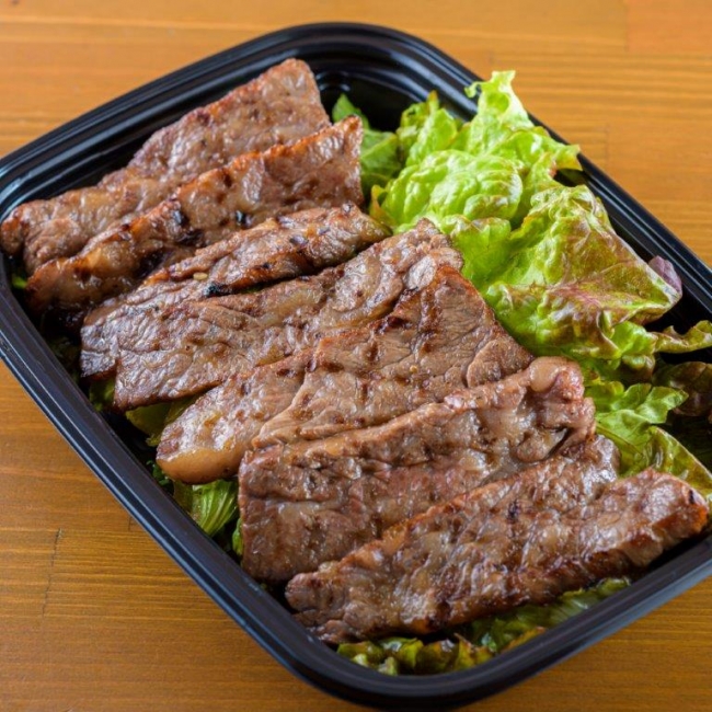 追い肉 カルビ（880）焼肉の定番人気といえばカルビ。サシの甘みとご飯の相性が抜群！