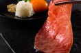 芸能人殺到の焼肉店「牛恋」が9月1日から『秋の月見フェア』開催!『和牛サーロインの焼きすき』を含む、3大人気ロース商品10%OFF。税込495円から月見メニューを提供へ。