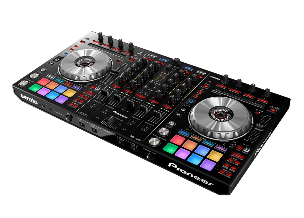 マルチカラーパッドを採用したDJコントローラー「DDJ-SX2」を新