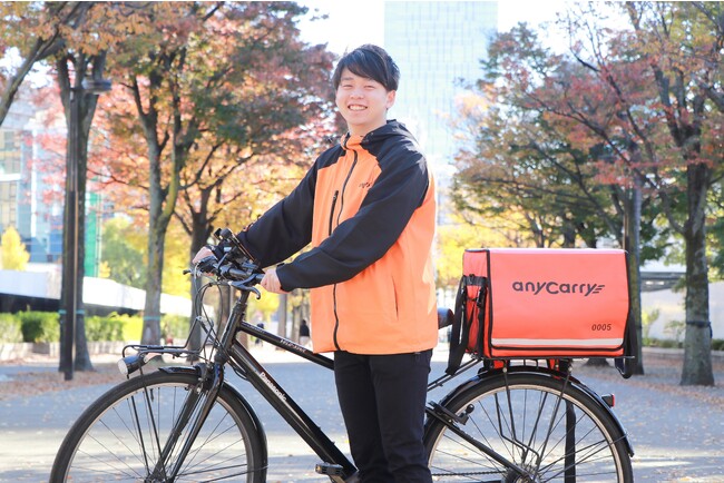 写真：エニキャリ配達員（イメージ）