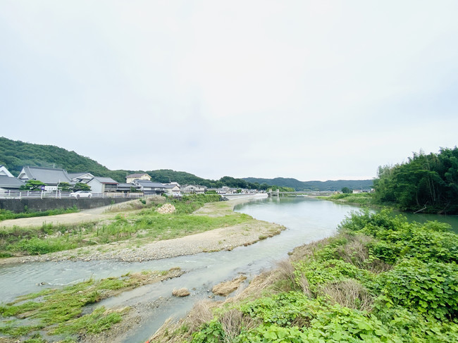 岡山県井原市を流れる 小田川