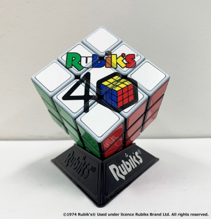 40周年記念ロゴ入りルービックキューブ