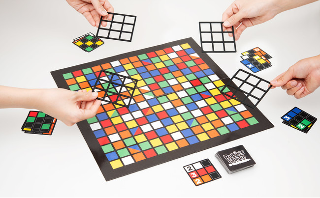 ルービックキューブが二次元に 新感覚の 色探しボードゲーム 登場 メガハウスのプレスリリース