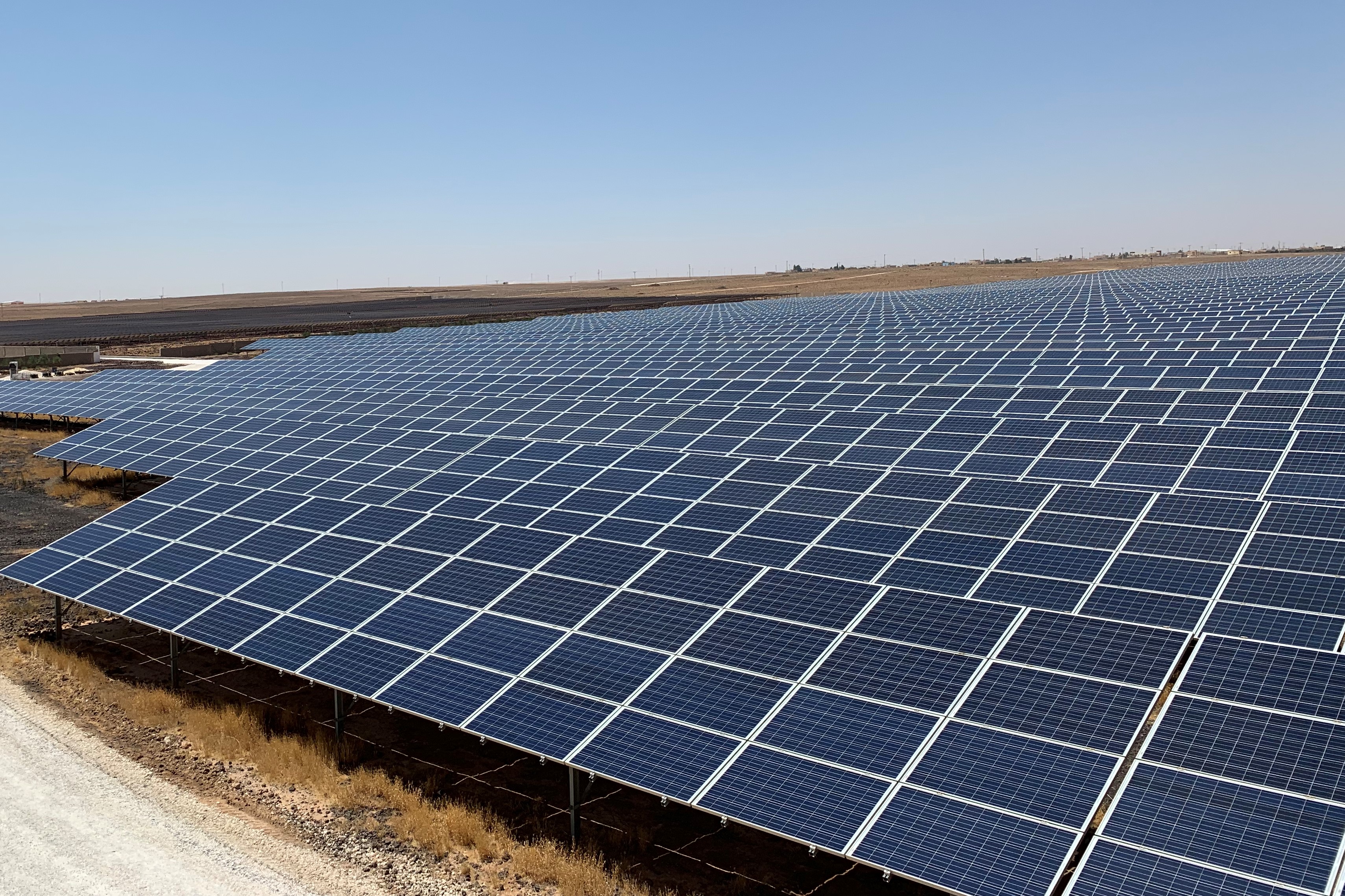 ヨルダン初の蓄電池併設太陽光発電プロジェクトAl Badiyaに脱炭素ファンドを通じて投資を実行｜株式会社Looopのプレスリリース