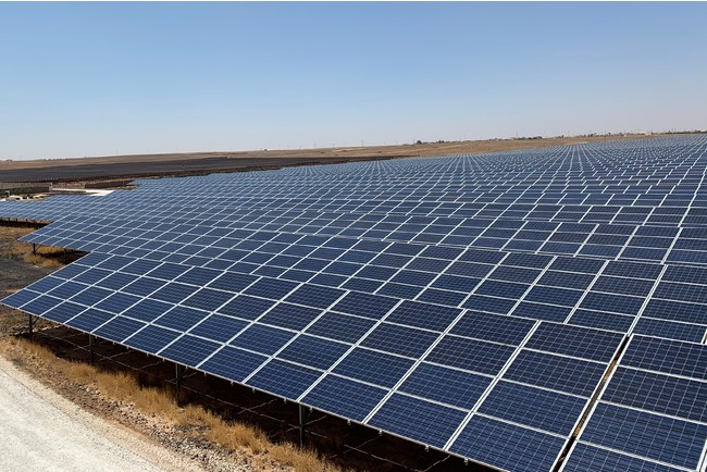 ヨルダンの蓄電池併設太陽光発電プロジェクトであるAl Badiyaプロジェクト