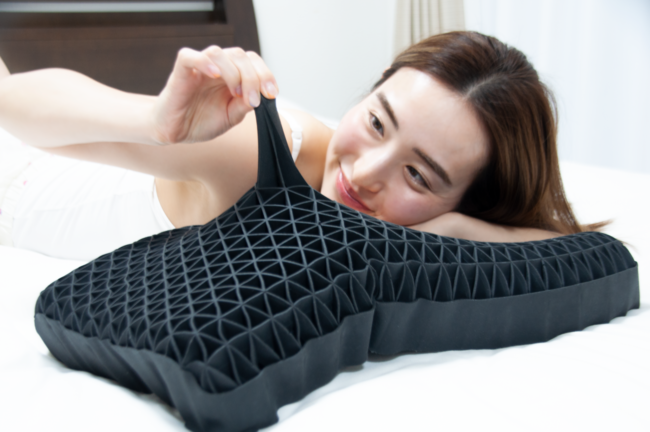 Makuake歴代１位の枕】『ヒツジのいらない枕』の最新モデルが応援購入 ...
