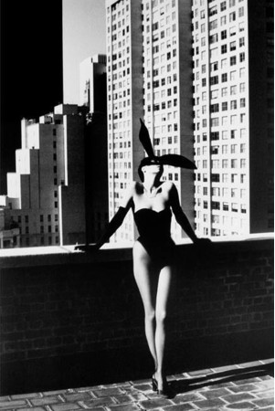 Elsa Peretti in  Bunny Costume’ New York 1975　© International Images LLC
