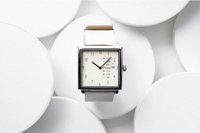 腕時計ブランドnomondayより第2弾のバッグを展開 本革を使用した3waybag 松竹梅株式会社のプレスリリース