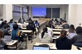 大学生93名に「お金×キャリア」テーマの特別講義を提供