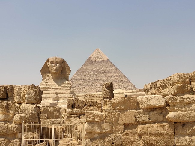 エジプトのピラミッドやスフィンクスも見れます。