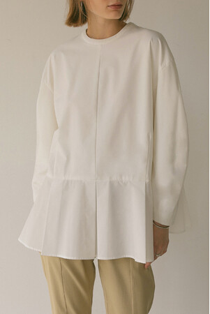 BATTING HEM TUCK TOPS ￥16,500(tax in)