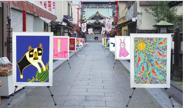 深川不動尊の門前商店街にもアートを展示、街じゅうが美術館になる芸術祭