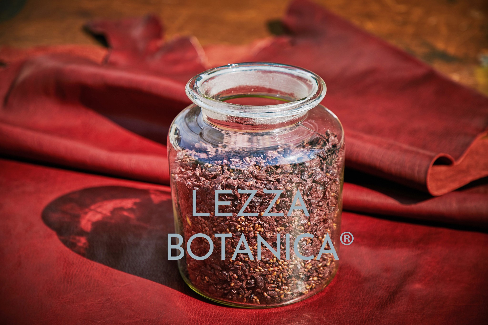 サステナブルレザー 『LEZZA BOTANICA（レッザ ボタニカ®）』｜富田