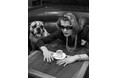 「ポメラート、ヘルムート・ニュートン&1980年代」ヘルムート・ニュートンのアイコニックなビジュアルに特化したメゾン初の単独展
