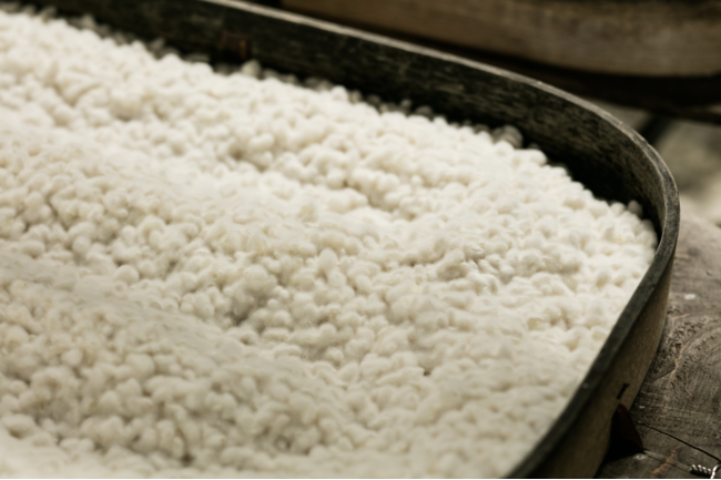 地元金沢で愛されている老舗味噌屋「うめさ食品」の米糀を使用 地元金沢で愛されている老舗味噌屋「うめさ食品」の米糀を使用