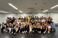 「IGNITE YOGA」がTBSと博報堂・博報堂DYメディアパートナーズ主催の「赤坂サカスDEアーバンナイトヨガ」にてヨガをリード!総勢80名以上が参加!