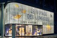 【ルイ·ヴィトン】渋谷メンズ店に、2025年のホリデーシーズンを祝うウィンドウ·ディスプレイが登場