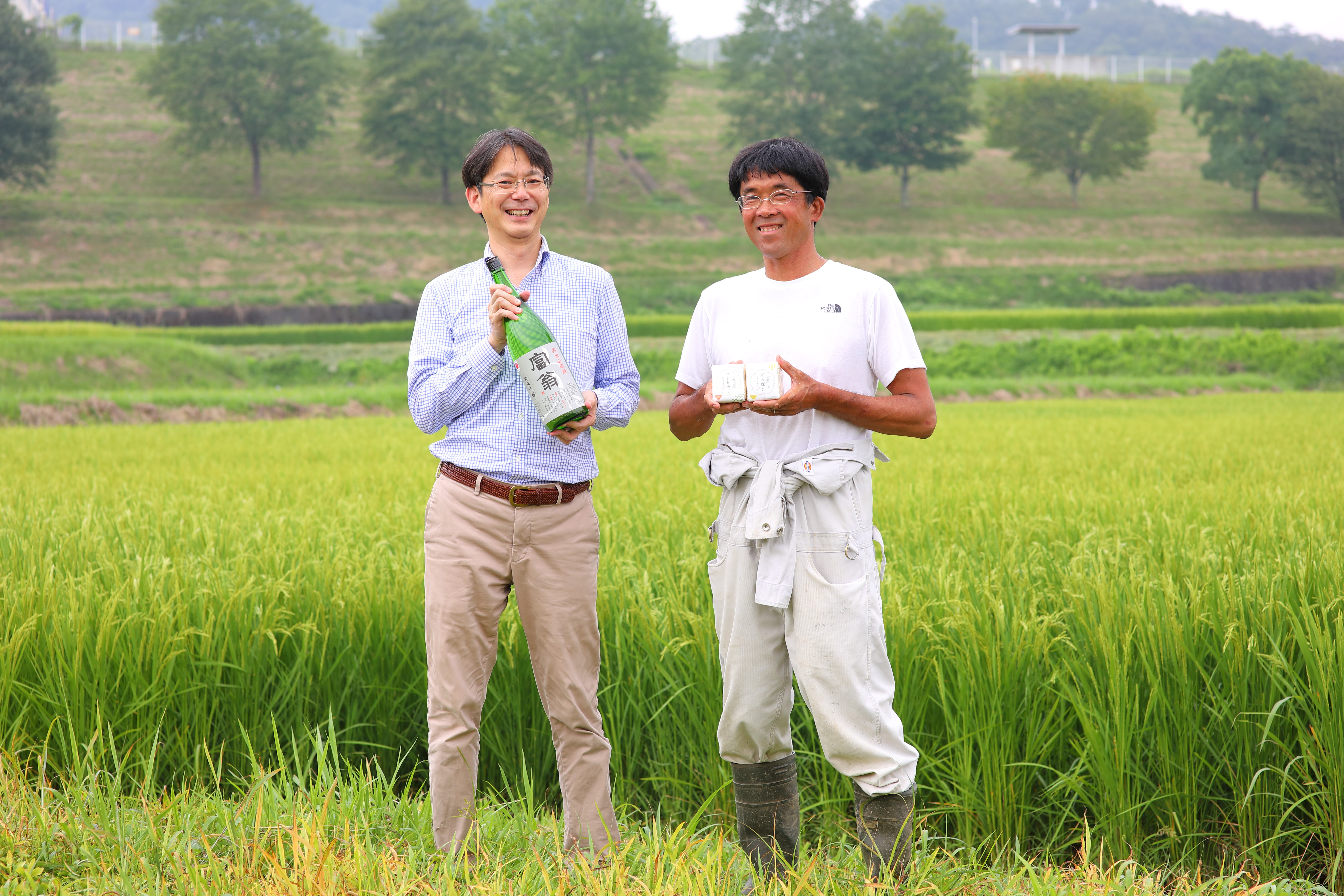 伏見の老舗酒蔵と契約農家が共同で販路を開拓 京都にこだわった日本酒と 卓ちゃん自慢のお米をセットで販売 富翁 北川本家のプレスリリース