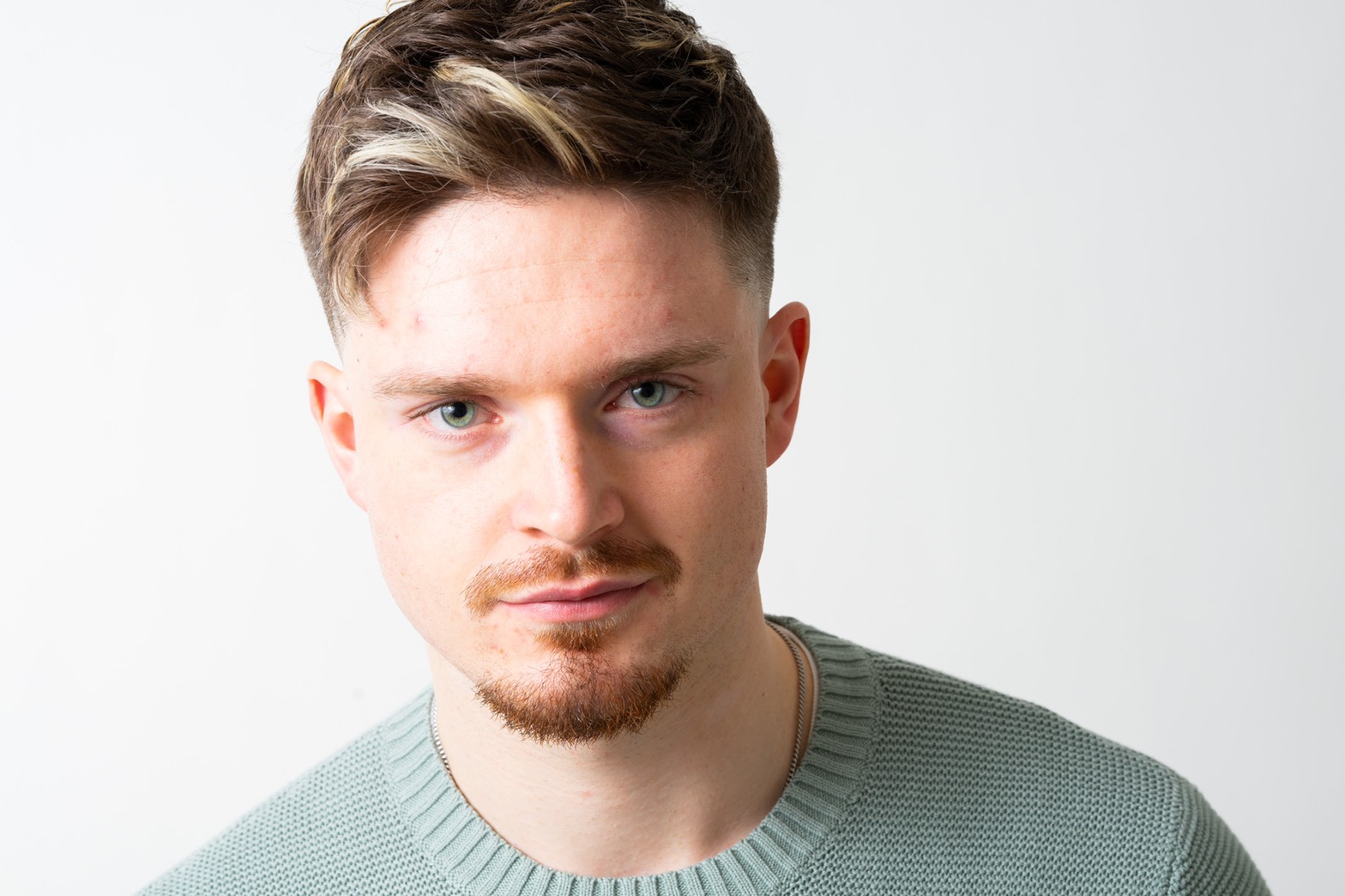 ＜この春スタートの会員制ビール配送サービス＞DREAMBEER　エバンズ・マラカイ氏をアンバサダーに起用！