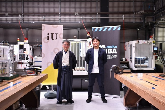 （左） iU 学長 中村伊知哉 （右） make AKIBA 事業部 事業部長 大沼慶祐氏