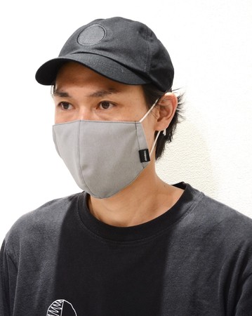 デニム マスク ジョンブル 信頼の日本製「ジョンブル」の洗えるマスクは、着こなしを楽しむ2カラーセット！