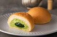 ファミリーマート限定「冷やして食べる とろけるくりーむパン 出雲抹茶」4月28日（火）販売開始、毎年好評の抹茶フレーバーがさらに味わい深く