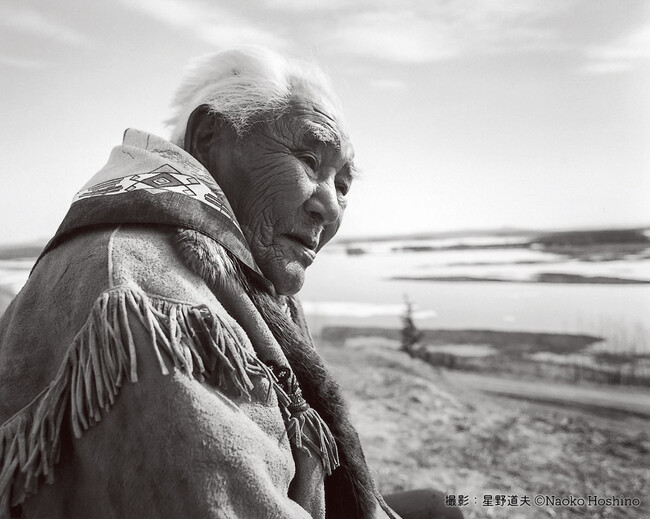 ≪アラスカの原野に生きる狩猟民族の古老ピーター・ジョン≫