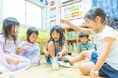 大人では思いつかない! 子どもたちのユニークな発想があふれる英語プログラム「ロボットとお仕事探検隊」