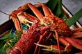 海の幸の王者、蟹と海老が競演。三重県伊勢市「旅荘 海の蝶」“二大将軍 海老と蟹の食べ比べ会席”
