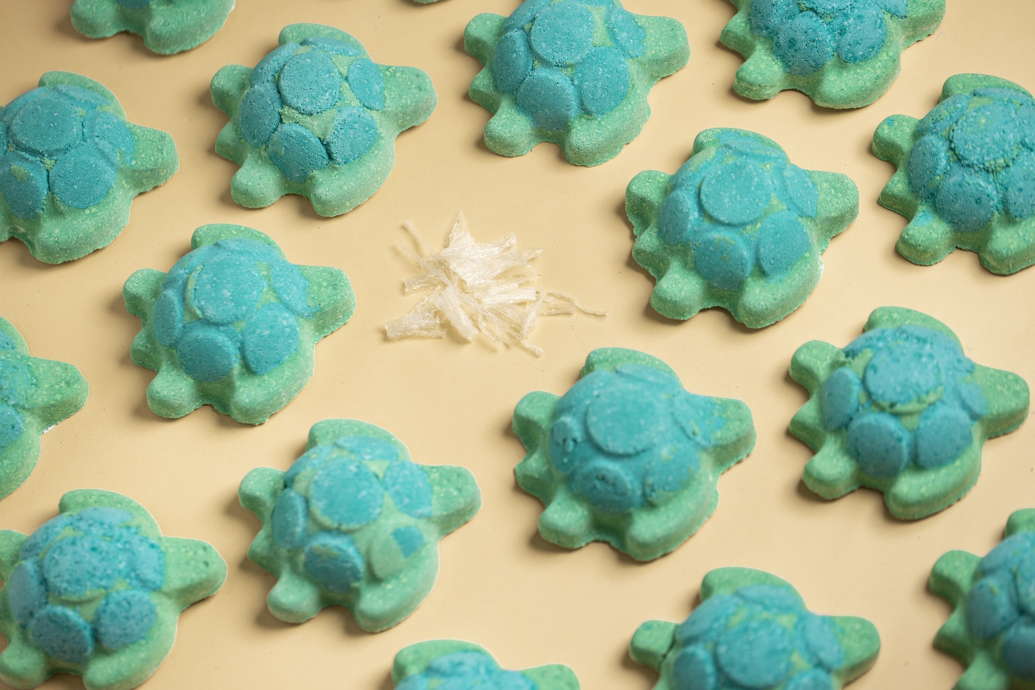 世界48ヶ国で開催 海洋プラスチックキャンペーン 18年6月8日 金 開始 タートル ジェリーボム ジェリーボム 新発売 ラッシュジャパン合同会社のプレスリリース