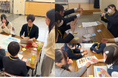 中学生と大学生のトークイベント見ている大人がメモを取り出した　子どもの“当たり前”が言葉になった日