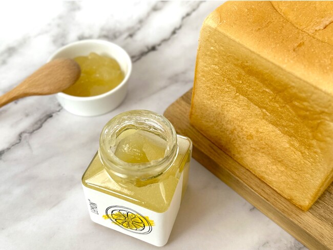 食パン購入者にジャムを1個プレゼント! 食パン購入者にジャムを1個プレゼント!