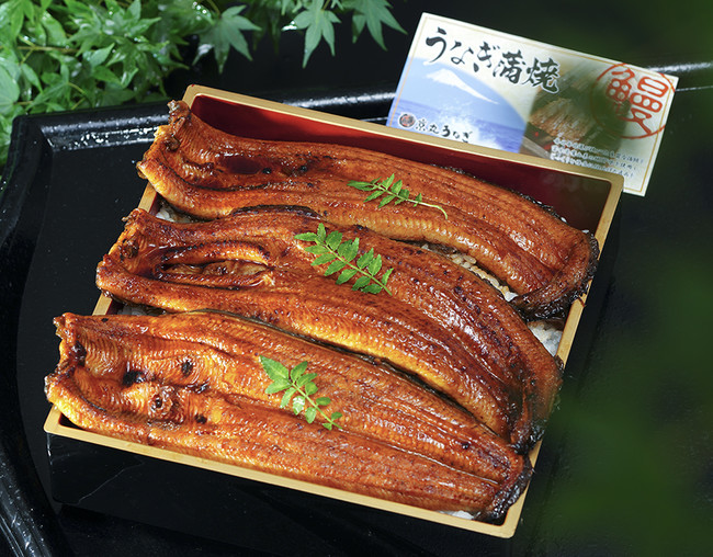 静岡で焼き上げた新仔の蒲焼を冷凍して、全国に届けます