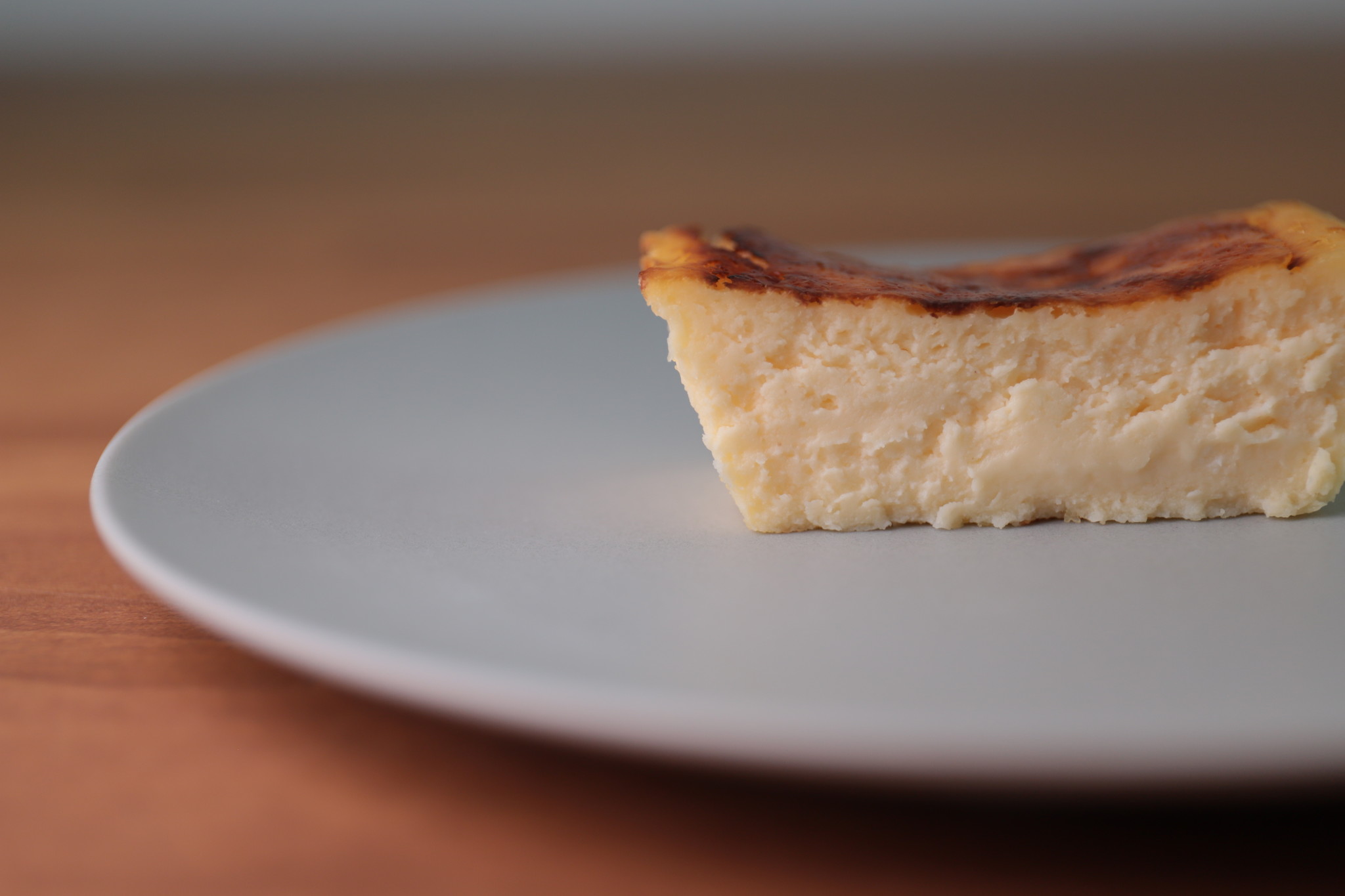 銀座のミシュラン2つ星スペイン料理店監修 バスクチーズケーキ が９日間限定でjr成田駅 千葉県成田市 に登場 Migホールディングス株式会社のプレスリリース