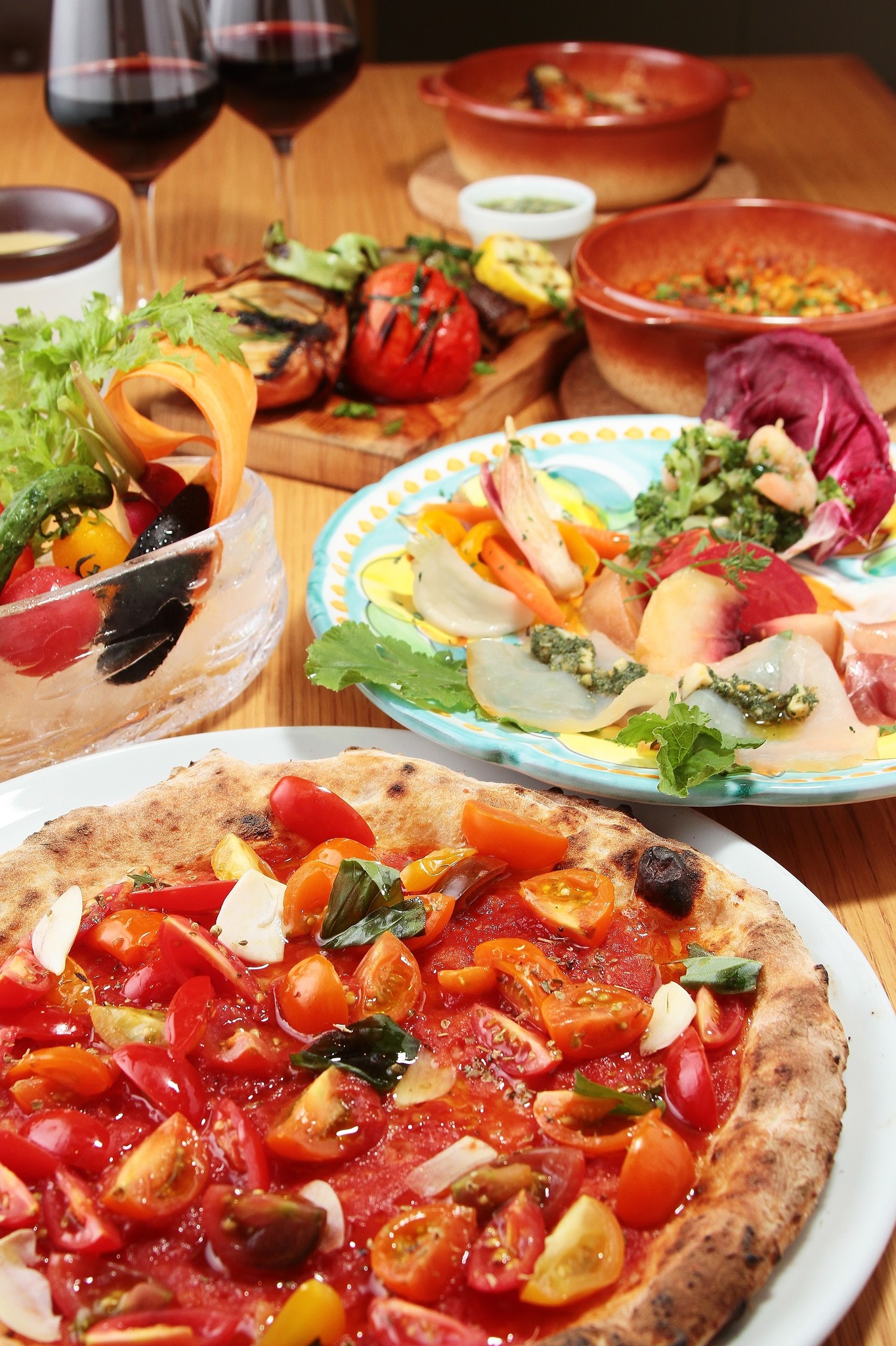 ”野菜を食べるナポリピッツァ”PIZZERIA BAR Sole & Lunaが福岡に誕生！｜株式会社イートウォークのプレスリリース