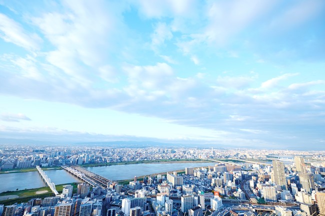 雄大な淀川の流れと抜ける空が気持ちいい！