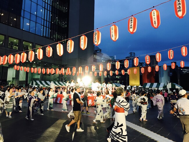 【7/26梅田スカイビルの夏祭り】日本の夏を満喫する「盆踊り」こどもと遊べるゲームやアトラクションも！