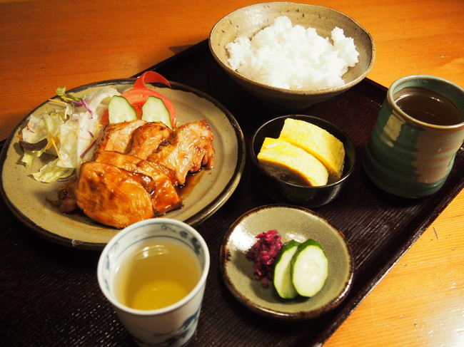 ランチ【照り焼きチキン定食】750円（税込）