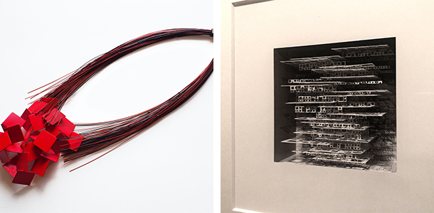 左：平石裕「A chaotic swirl (混沌とした渦巻)」　　右：あるがせいじ「unnumbered」