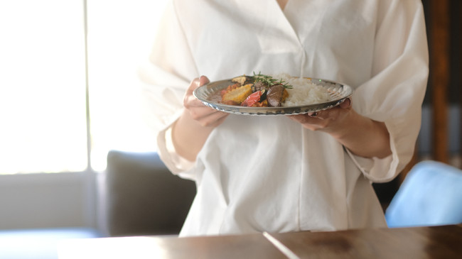 特別で贅沢。でも日常使いできるステンレス食器を目指して