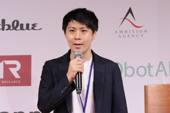 プロジェクト後の成果についてプレゼンテーションする当社マーケティング責任者・廣野 プロジェクト後の成果についてプレゼンテーションする当社マーケティング責任者・廣野