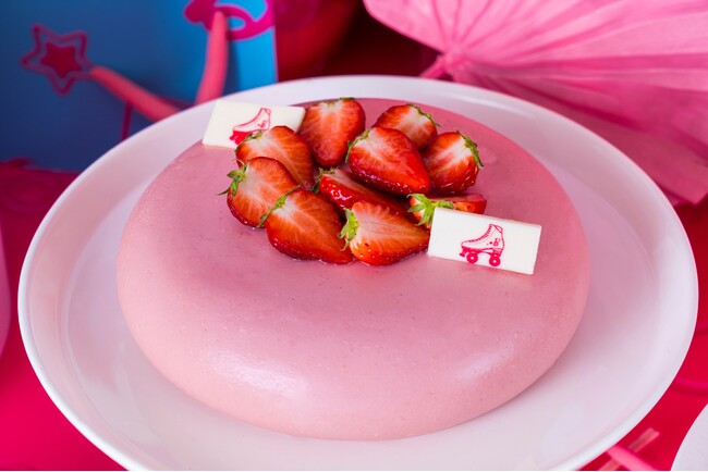 いちごムースケーキ