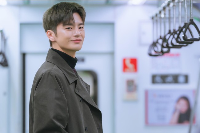 「ある日、私の家の玄関に滅亡が入ってきた」 (C) STUDIO DRAGON CORPORATION 「ある日、私の家の玄関に滅亡が入ってきた」 (C) STUDIO DRAGON CORPORATION